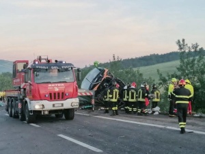 Włochy. Tragiczny wypadek z udziałem autokaru 