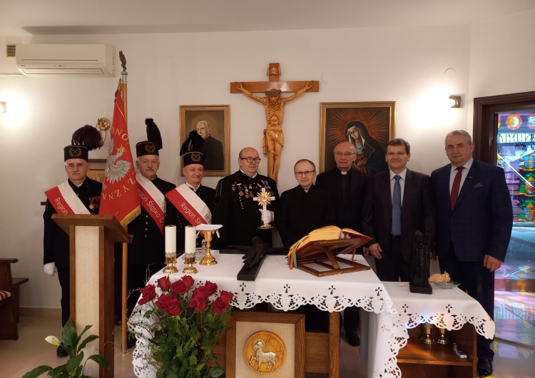 Przekazanie relikwii ks. Jerzego Popiełuszki Relikwie ks. Jerzego Popiełuszki trafiły na Śląsk