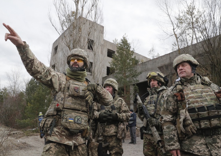 Ćwiczenia Ukraińskiej Obrony Terytorialnej w okolicach Kijowa [Tylko u nas] Marcin Bąk: Rosja może podbić Ukrainę, ale okupacja może ją drogo kosztować