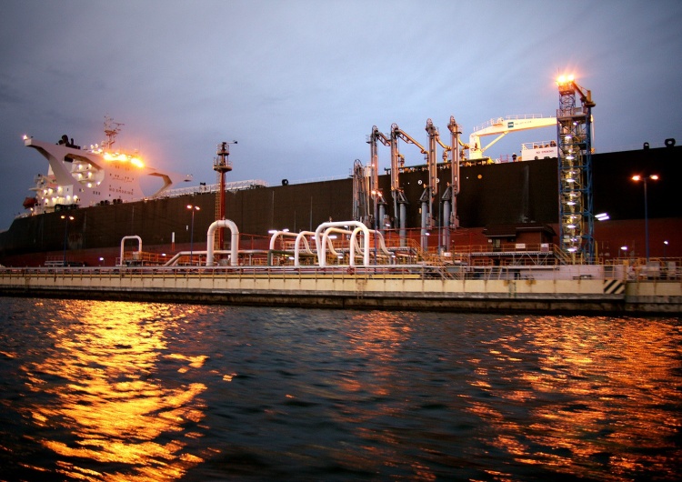 Naftoport w Gdańsku Polska blokuje dostawy ropy do rafinerii Schwedt [Rosnieft Deutschland]. Niemcy będą musieli wpuścić Orlen?